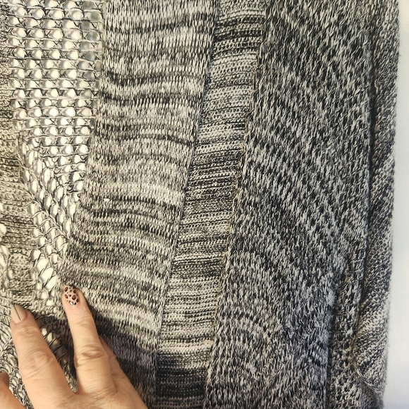 TORRID  Long Loose Knit Duster Cardigan Marled Gray Size 2 - Picture 5 of 11